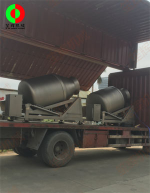 兩臺(tái)大型真空滾揉機(jī)專車送往大灣區(qū)某肉食品加工配送中心!