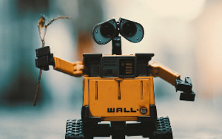 機(jī)器人也愛(ài)搭便車(chē)？水下搭乘鯊魚(yú)列車(chē)是它的日常